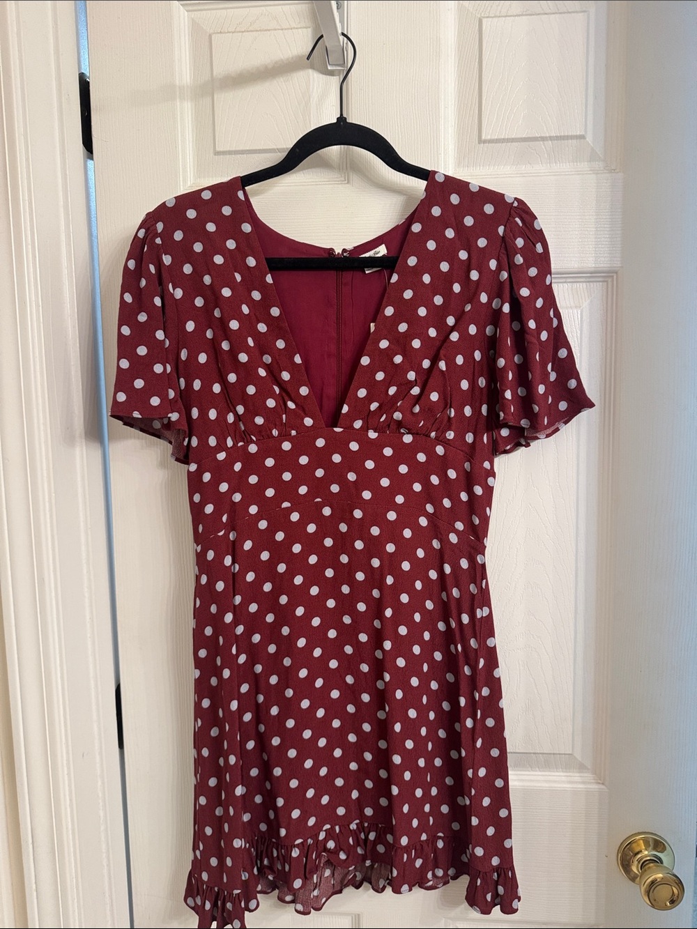 Kimchi Blue Burgundy and grey Polka Dot V-Neck Short Sleeve Dress